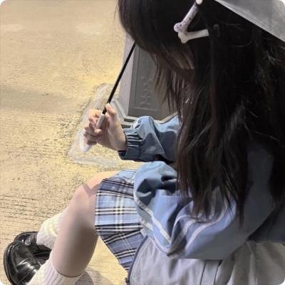 秋霞